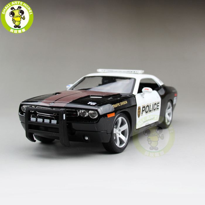 1/18 Maisto 2006 DODGE Challenger Concept Police Car Diecast Model Car Toys Kids Gifts