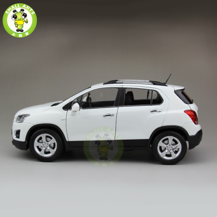 1/18 Chevrolet Trax Suv Diecast Model CAR SUV TOYS kids gifts