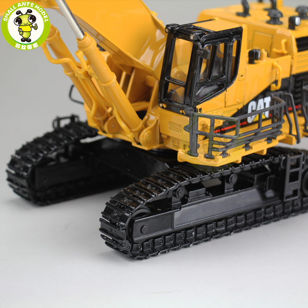 CAT 5110B Hydraulic Excavator 1:50 スケール s-l400.jpg