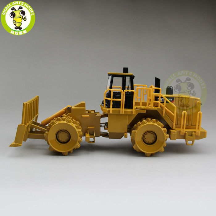 1/50 CAT 836H Landfill Compactor Norscot 55205 Caterpillar Diecast Model Car
