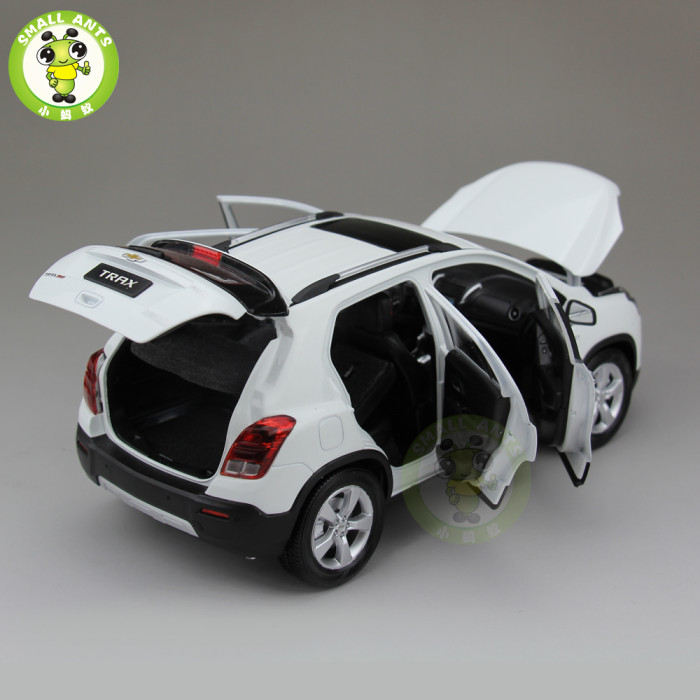 1/18 Chevrolet Trax Suv Diecast Model CAR SUV TOYS kids gifts