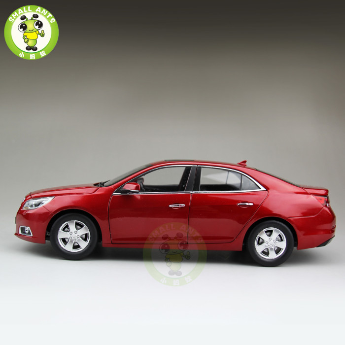 1/18 Chevrolet Malibu Sedan Diecast Model CAR TOYS kids gifts