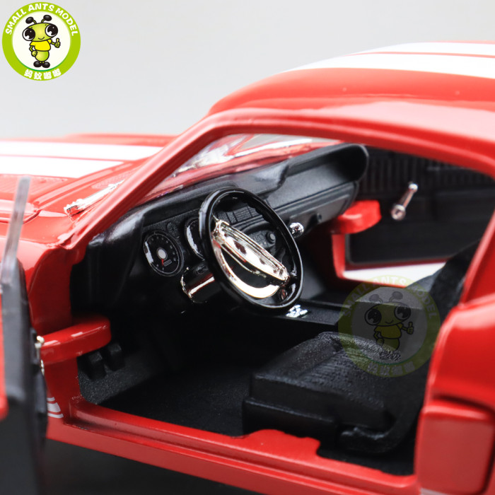 1/18 1968 Ford Shelby Mustang GT-500KR Road Signature Diecast Model Car Toys Boys Girls Gifts