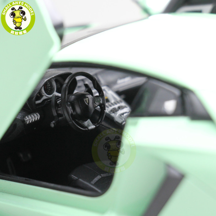1/24 Lamborghini Aventador LP700-4 Welly Diecast Model Car Toys Kids Gifts