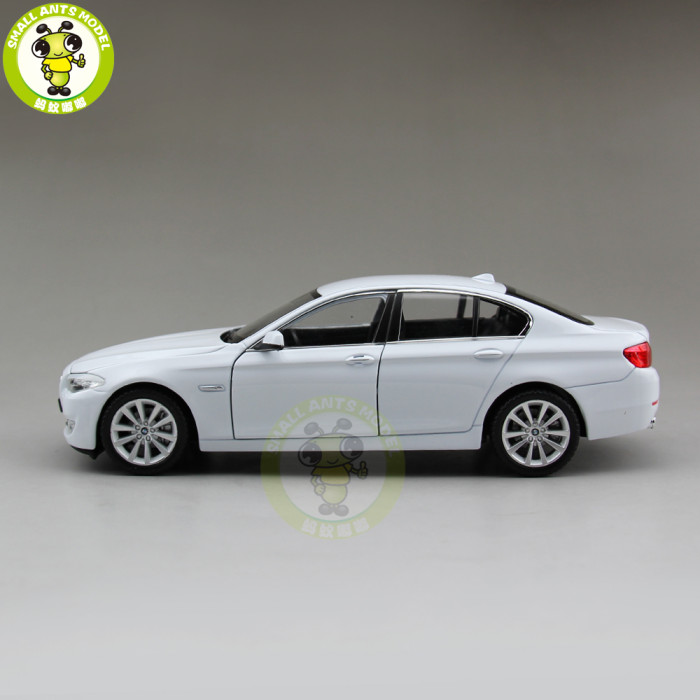 1/24 BMW 5er 535i F10 Welly 24026 diecast model Car Toys Kids Gifts