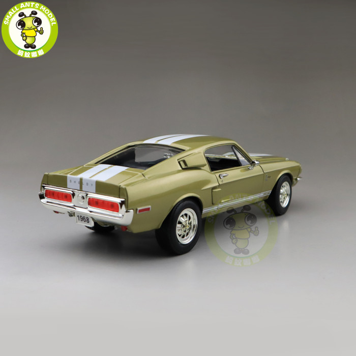 1/18 1968 Ford Shelby Mustang GT-500KR Road Signature Diecast Model Car Toys Boys Girls Gifts