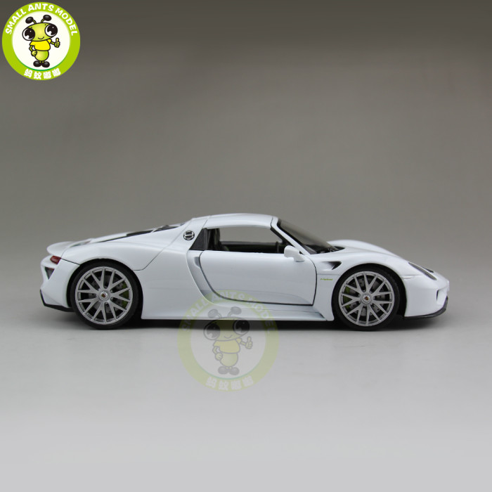1/24 Porsche 918 SPYDER Closed Top Welly Diecast Model Car Toys Kids Gifts