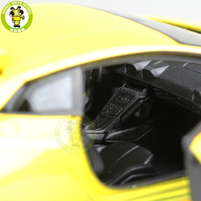 1/24 Lamborghini Huracan LP610-4 WELLY Diecast Model Car Toys Kids Gifts