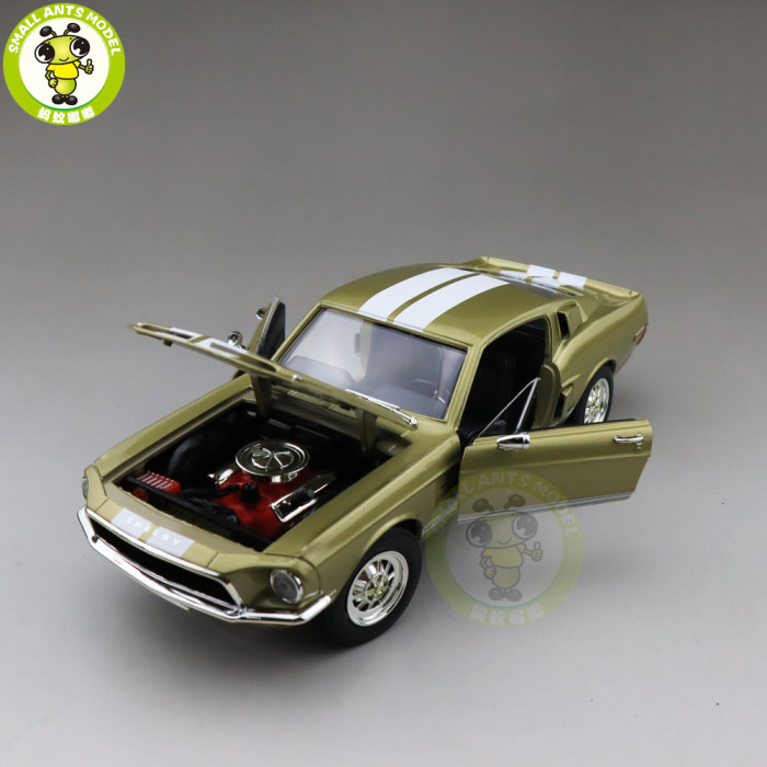 1/18 1968 Ford Shelby Mustang GT-500KR Road Signature Diecast Model Car Toys Boys Girls Gifts