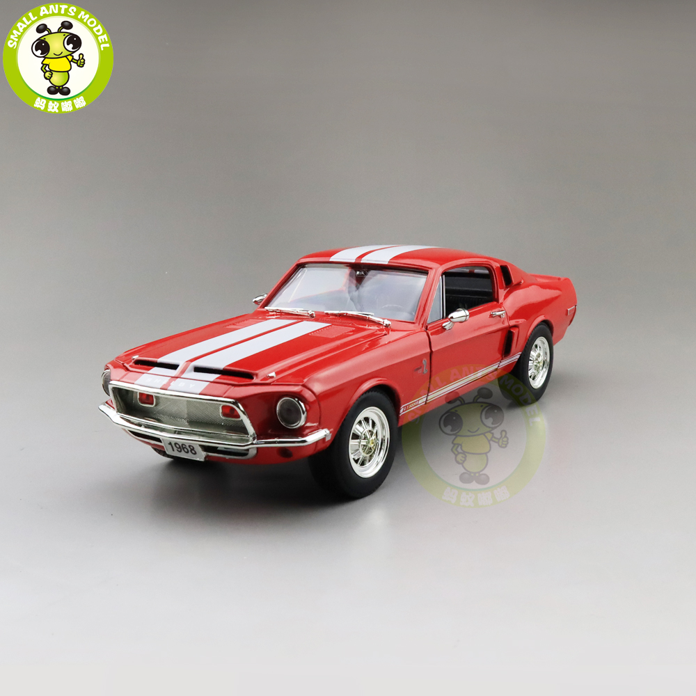 1/18 1968 Ford Shelby Mustang GT-500KR Road Signature Diecast