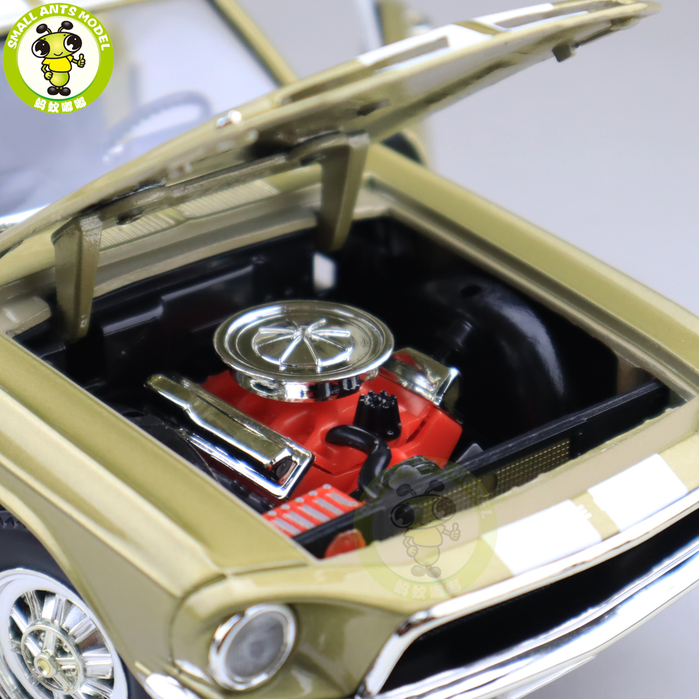 Voiture Maisto Voiture Miniature de Collection 1-18 - FORD Mustang GT