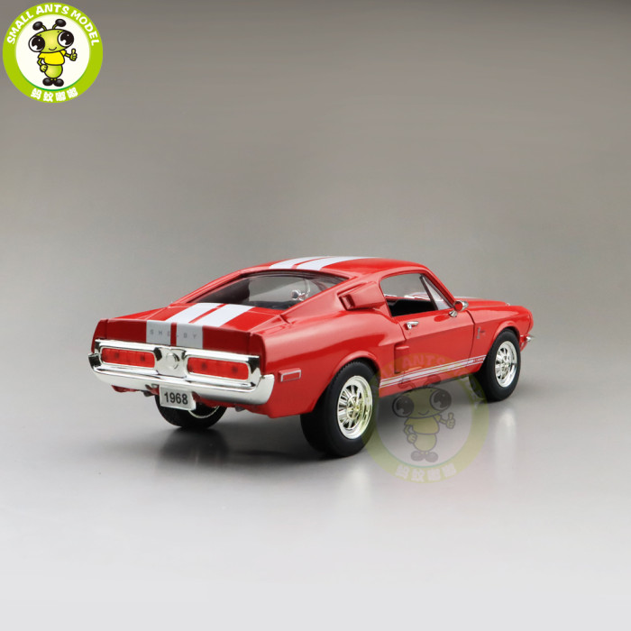 1/18 1968 Ford Shelby Mustang GT-500KR Road Signature Diecast Model Car Toys Boys Girls Gifts