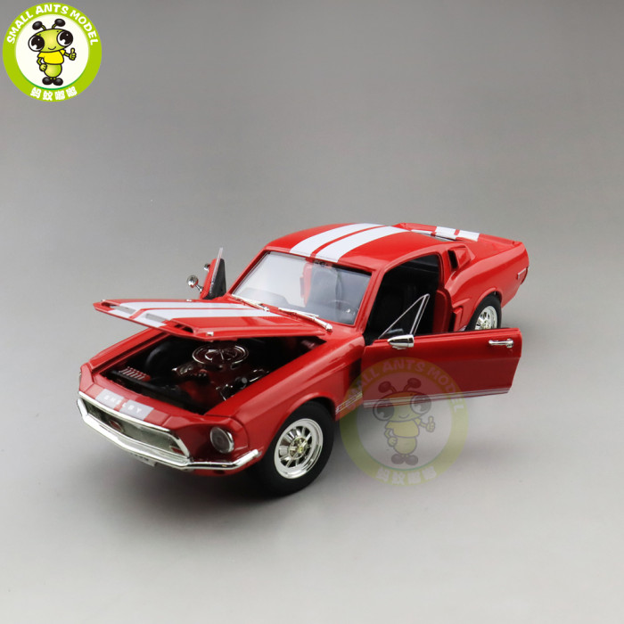 1/18 1968 Ford Shelby Mustang GT-500KR Road Signature Diecast Model Car Toys Boys Girls Gifts