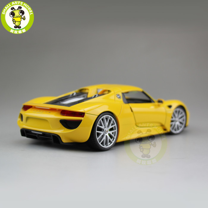 1/24 Porsche 918 SPYDER Closed Top Welly Diecast Model Car Toys Kids Gifts