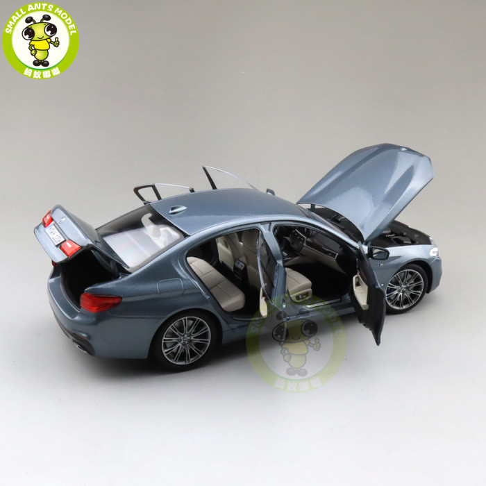 1/18 BMW 5 Series G30 Diecast Model Car Toys gifts Gray