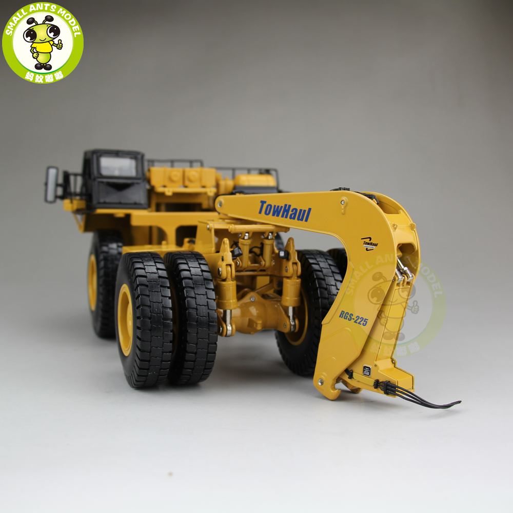 1/50 Caterpillar 784C Tractor With TOWHAUL CLASSIC LOWBOY TRAILER