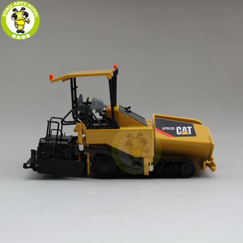 1/50 Caterpillar AP655D ASPHALT PAVER WITH CANOPY CAT 55258