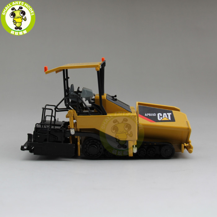 1/50 Caterpillar AP655D ASPHALT PAVER WITH CANOPY CAT 55258