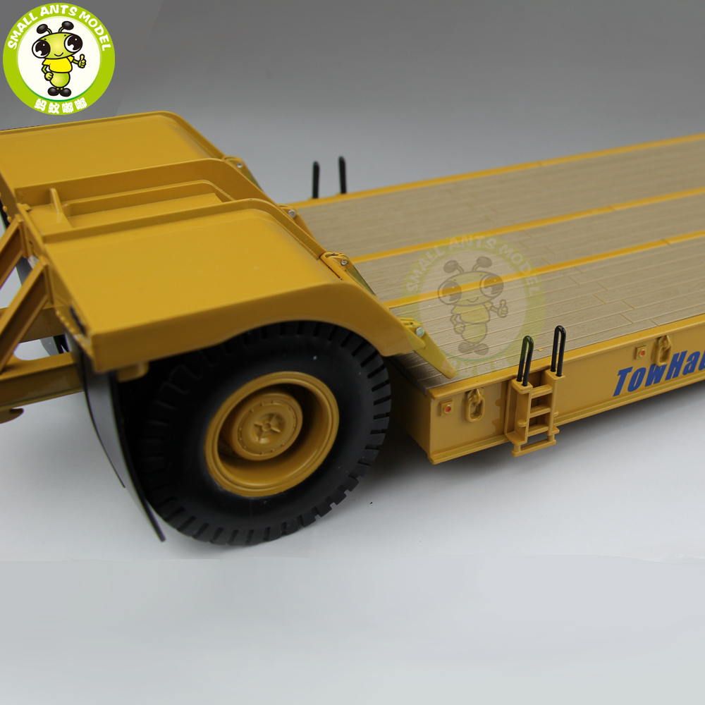 1/50 Caterpillar 784C Tractor With TOWHAUL CLASSIC LOWBOY TRAILER