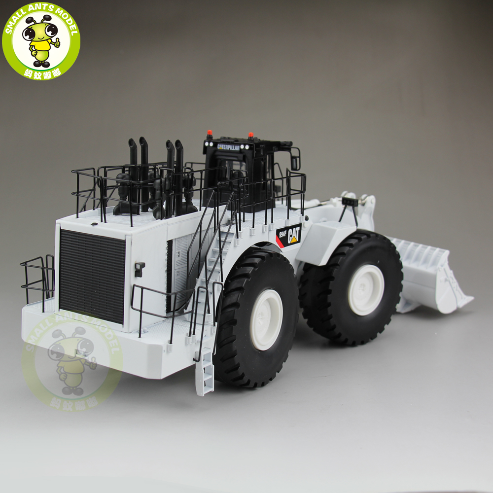 ミニカー 602-006 1/50 CAT 994F WHEEL LOADER 55161 602-006 1/50 CAT 994F WHEEL LOADER 55161 【公式通販】