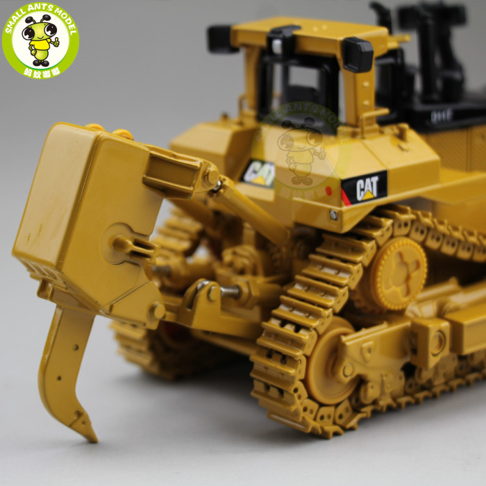 1/50 Caterpillar D11T TRACK-TYPE TRACTOR With Metal Tracks CAT 55212 Diecast Model Car Toys Gifts