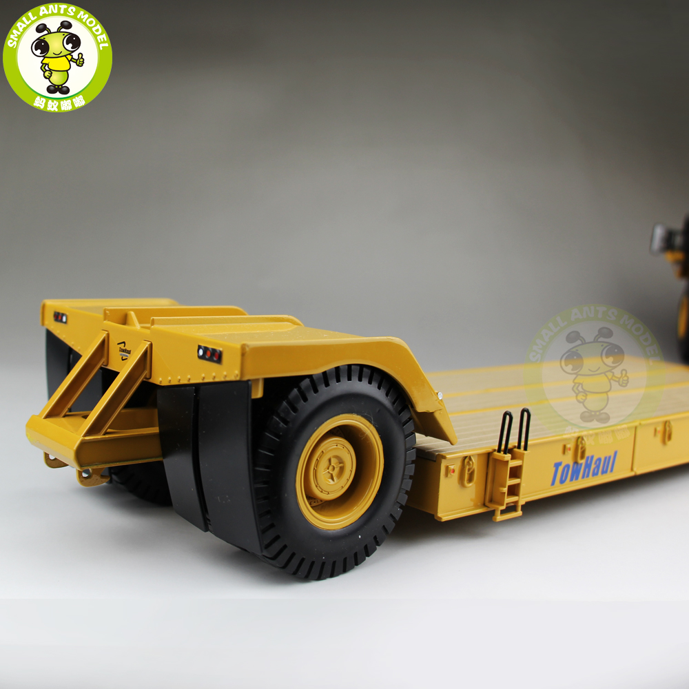 1/50 Caterpillar 784C Tractor With TOWHAUL CLASSIC LOWBOY TRAILER