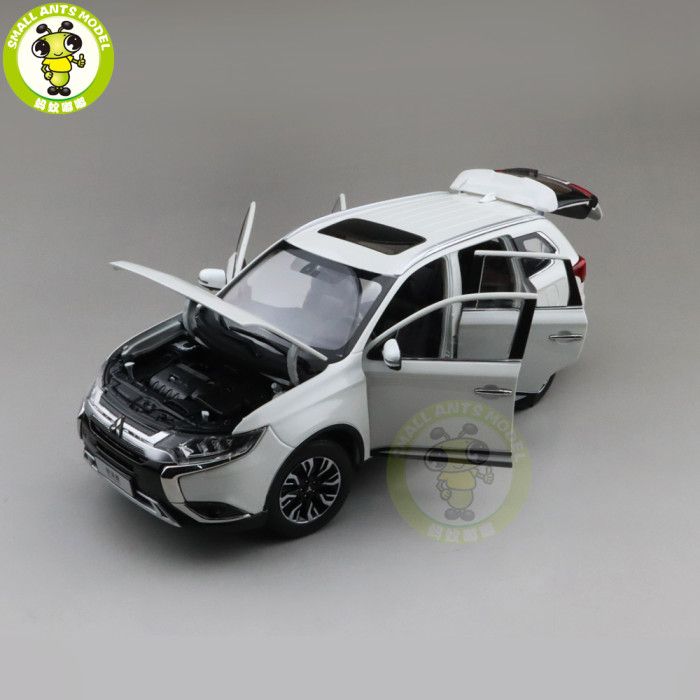 1/18 Mitsubishi New OUTLANDER 2019 Diecast Metal Car SUV Model Toys kids Boy Girl Gift Collection