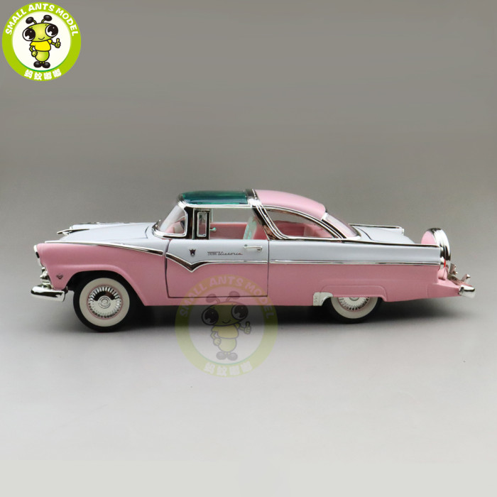 1/18 1955 Ford Crown Victoria Road Signature Diecast Model Car Toys Boys Girls Gift
