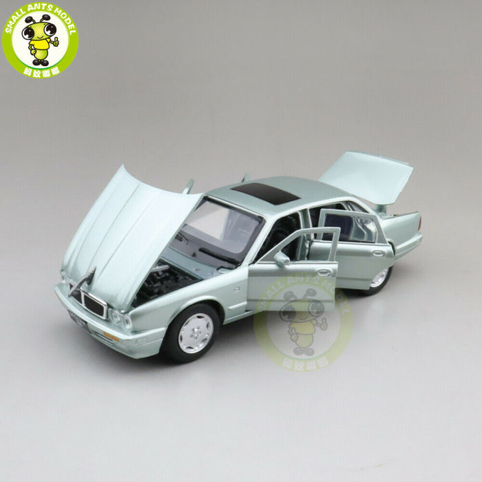 1/32 Jackiekim Jaguar XJ6 XJ-6 Diecast Metal Model Car Toys for Kids Boys Gifts