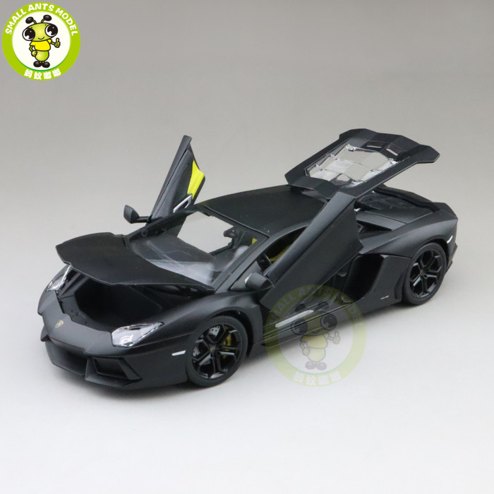 1/18 Lamborghini Aventador LP700-4 Bburago 11033 Diecast Model Racing Car Toys Kids Gifts