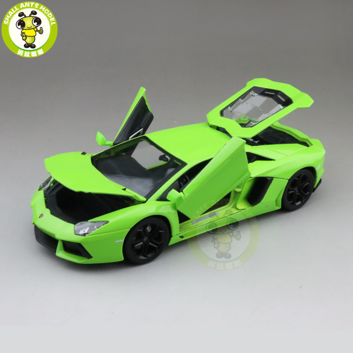 1/18 Lamborghini Aventador LP700-4 Bburago 11033 Diecast Model Racing Car Toys Kids Gifts