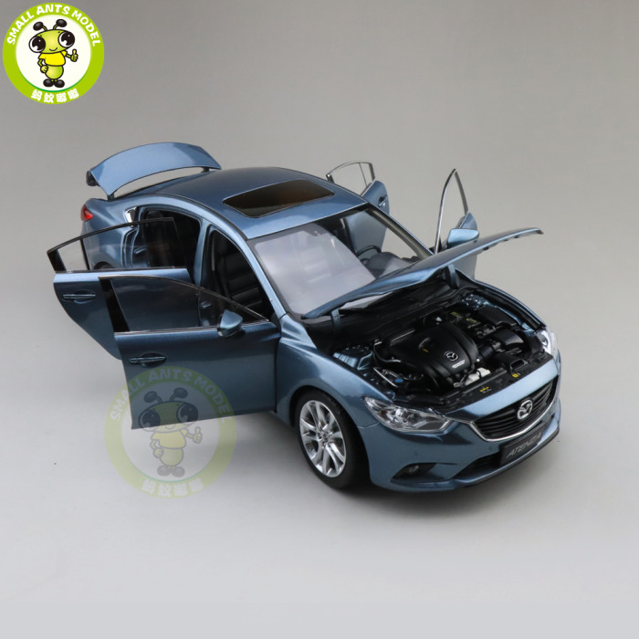 1/18 Mazda 6 ATENZA Diecast Car Model Toy for kids Boy Girl Gift Collection White