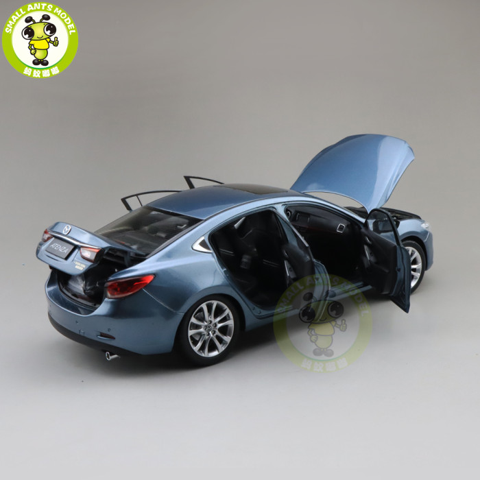1/18 Mazda 6 ATENZA Diecast Car Model Toy for kids Boy Girl Gift Collection White