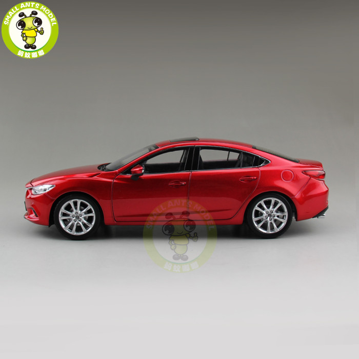 1/18 Mazda 6 ATENZA Diecast Car Model Toy for kids Boy Girl Gift Collection White