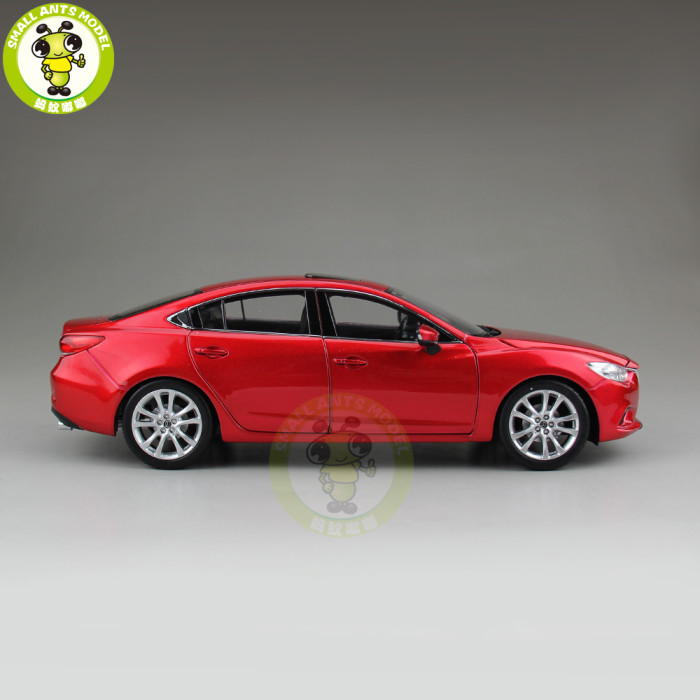 1/18 Mazda 6 ATENZA Diecast Car Model Toy for kids Boy Girl Gift Collection White
