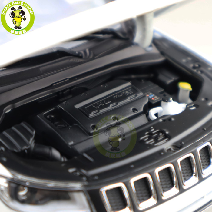 1/18 Jeep Compass Fiat Chrysler Diecast Metal Car Suv Model Collection Gift White