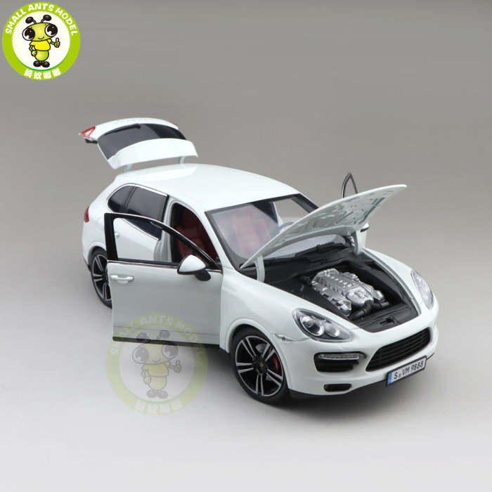 1/18 Minichamps Porsche CAYENNE Turbo S 2013 Diecast Model Toys Car Gifts