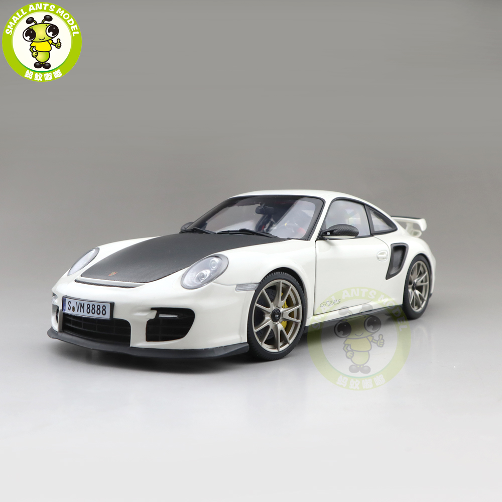 1/18 Minichamps Porsche 911 GT2 RS 2010 Racing Car Diecast Model