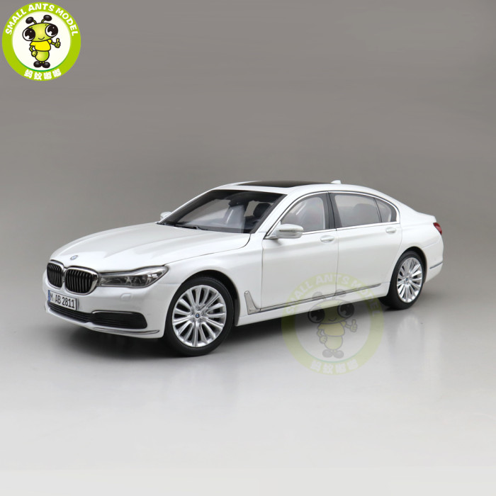 1/18 BMW 7 Series 750Li G12 2017 Diecast Model Car Toys Boys Girls Gifts