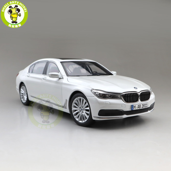 1/18 BMW 7 Series 750Li G12 2017 Diecast Model Car Toys Boys Girls Gifts