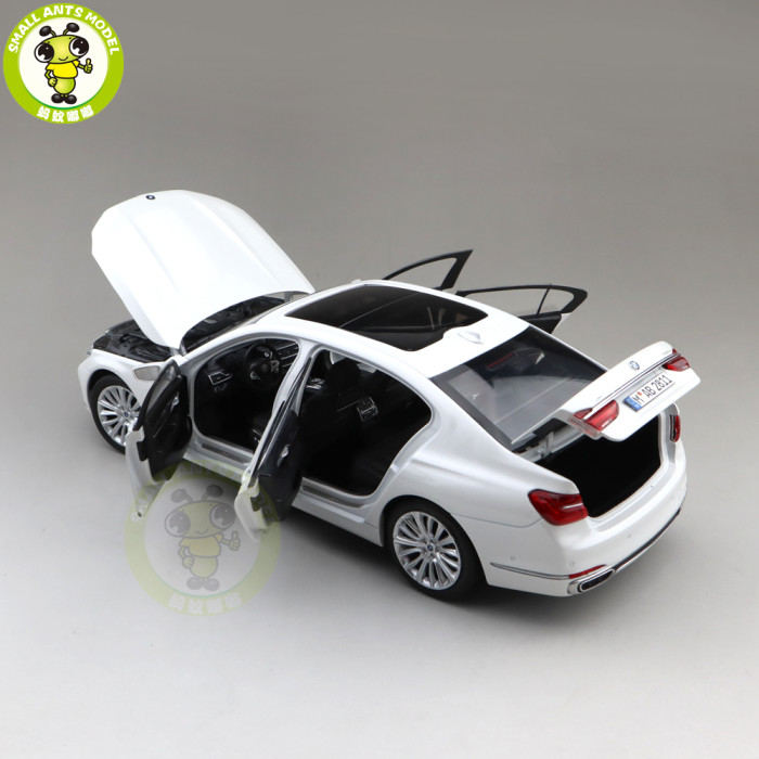 1/18 BMW 7 Series 750Li G12 2017 Diecast Model Car Toys Boys Girls Gifts