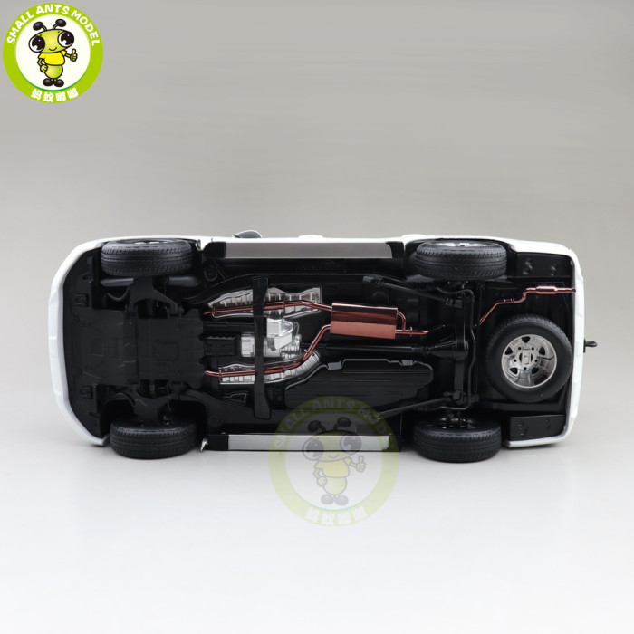 1/18 Toyota Land Cruiser 200 LC200 KENGFAI Diecast SUV Car Model Toys Boys Girls gifts