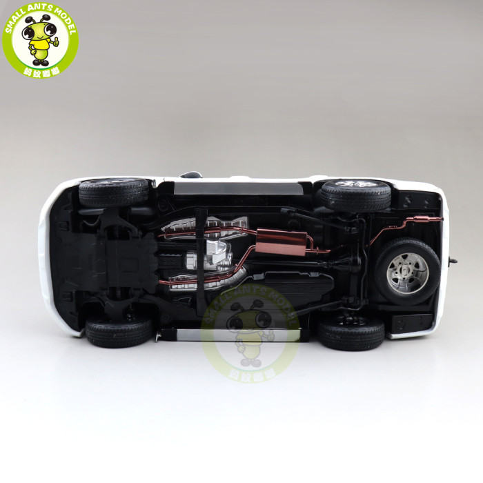 1/18 Toyota Land Cruiser 200 LC200 KENGFAI Diecast SUV Car Model Toys Boys Girls gifts