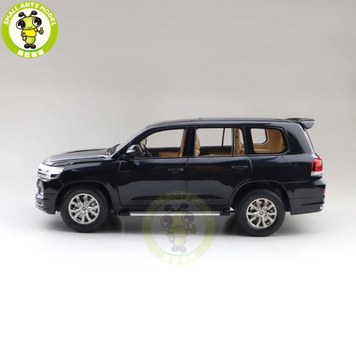 1/18 Toyota Land Cruiser 200 LC200 KENGFAI Diecast SUV Car Model Toys Boys Girls gifts