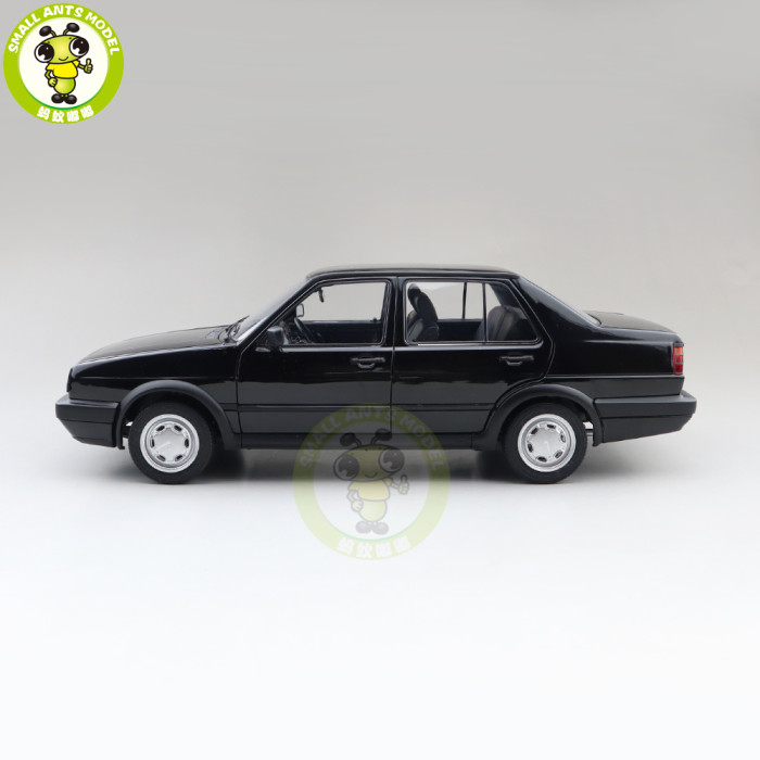1/18 VW Volkswagen JETTA GT Diecast Car Model Toys For Kids Boy Girl Birthday Gift Collection