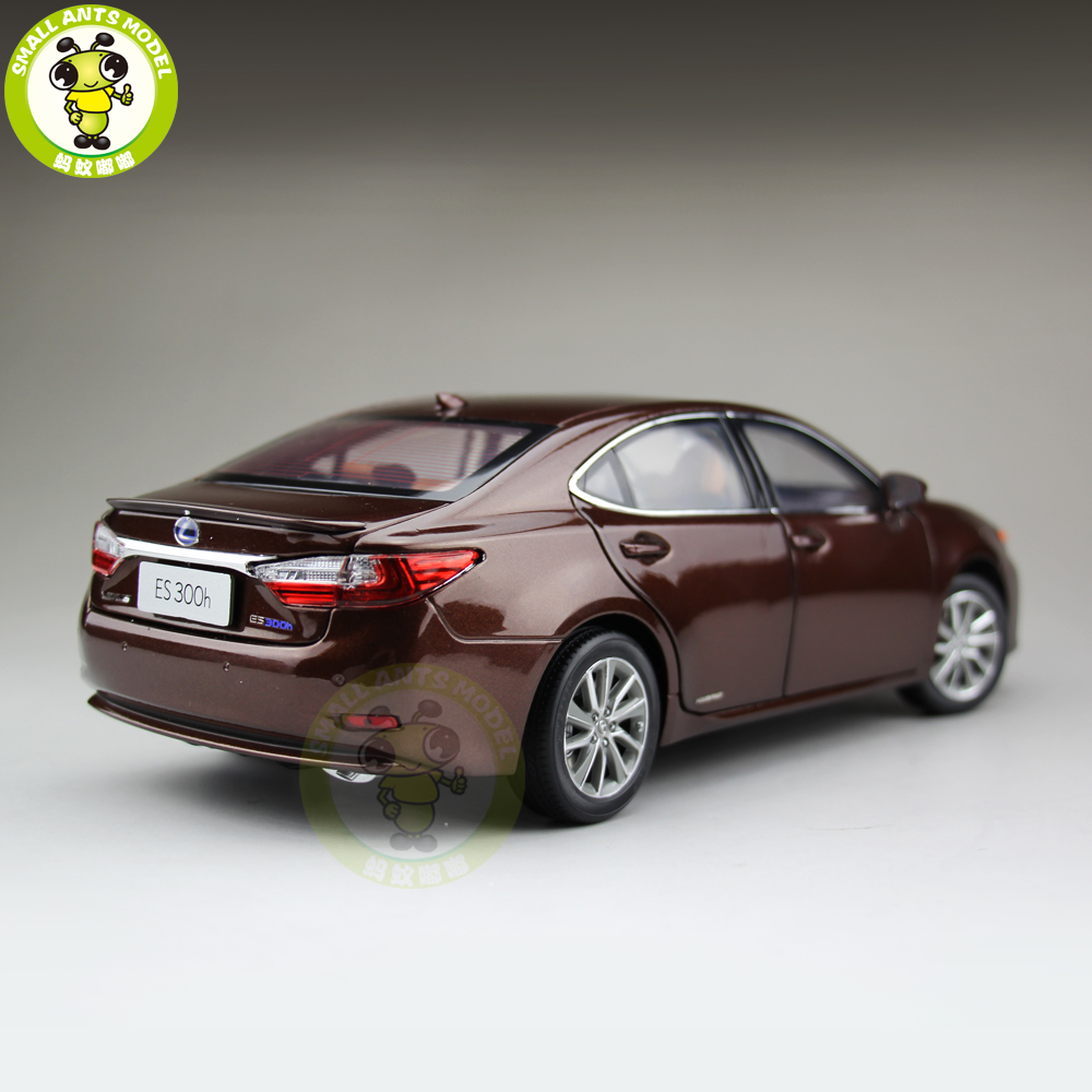 Modèle Réduit Toyota Lexus ES 300h 1/18 - Finition Or/ambre - Idéal Collection