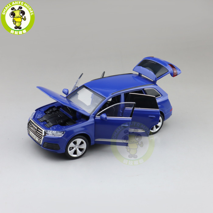 1/32 AUDI Q7 Light Sound JKM Diecast Model Toys Cars Kids Gifts
