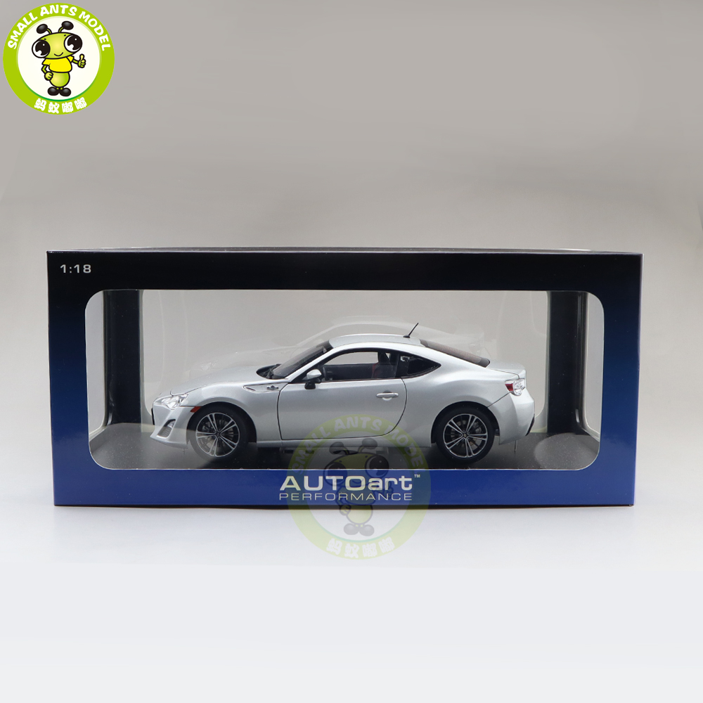 1/18 Autoart Toyota SCION FR-S North American LHD Diecast Model