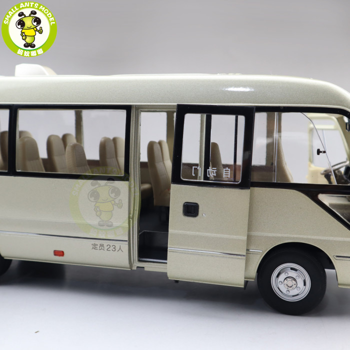 1/24 Toyota COASTER Bus Diecast Model Toys Car Bus Boys Girls Gifts