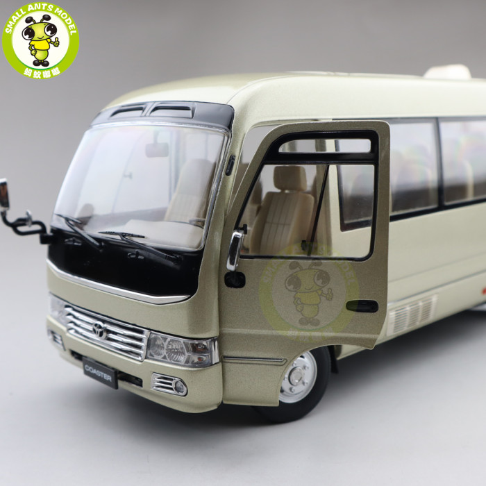 1/24 Toyota COASTER Bus Diecast Model Toys Car Bus Boys Girls Gifts